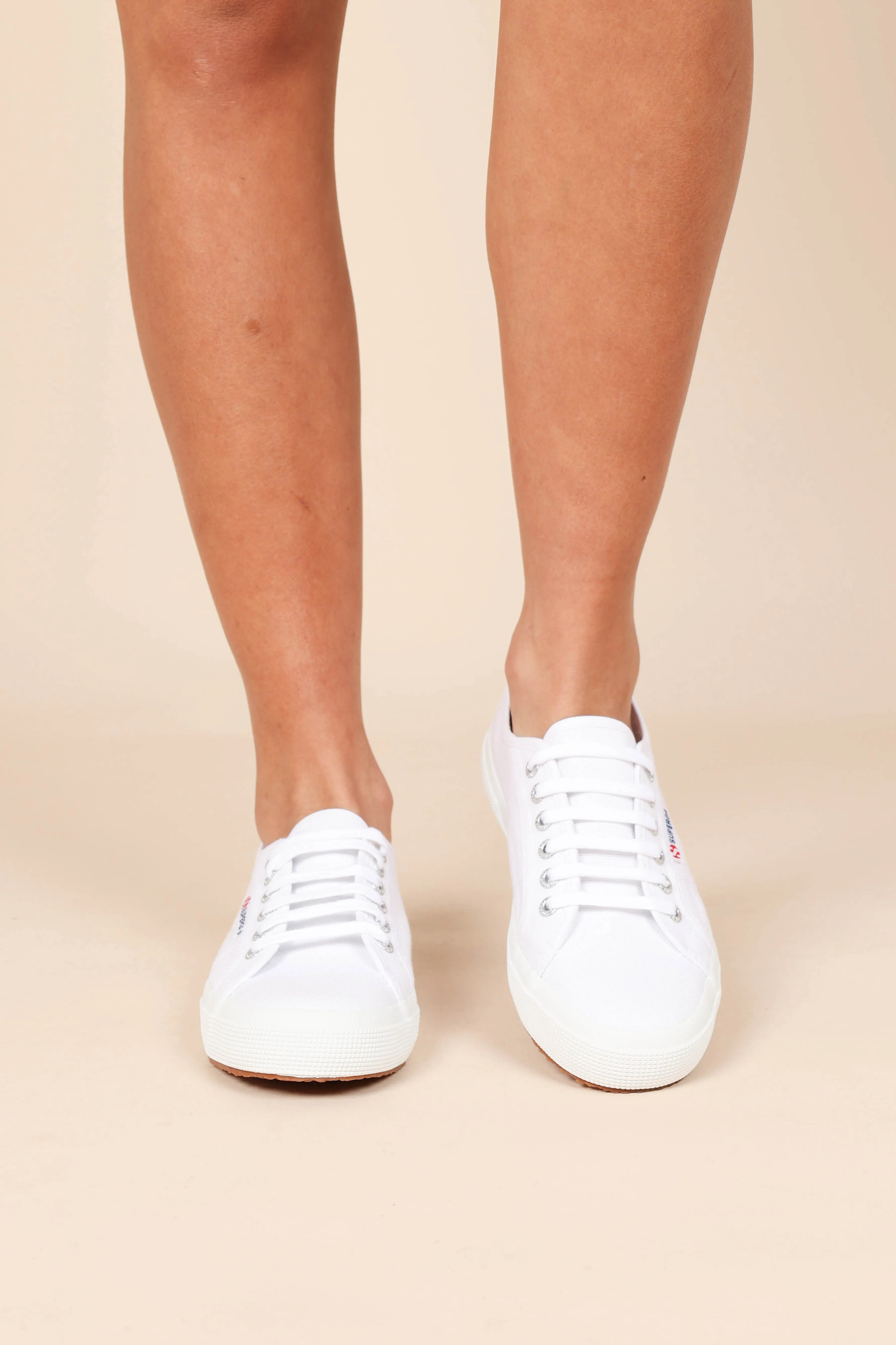2750 Cotu Classic Sneaker - White