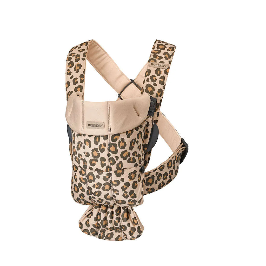 BABYBJÖRN Baby Carrier Mini in Cotton
