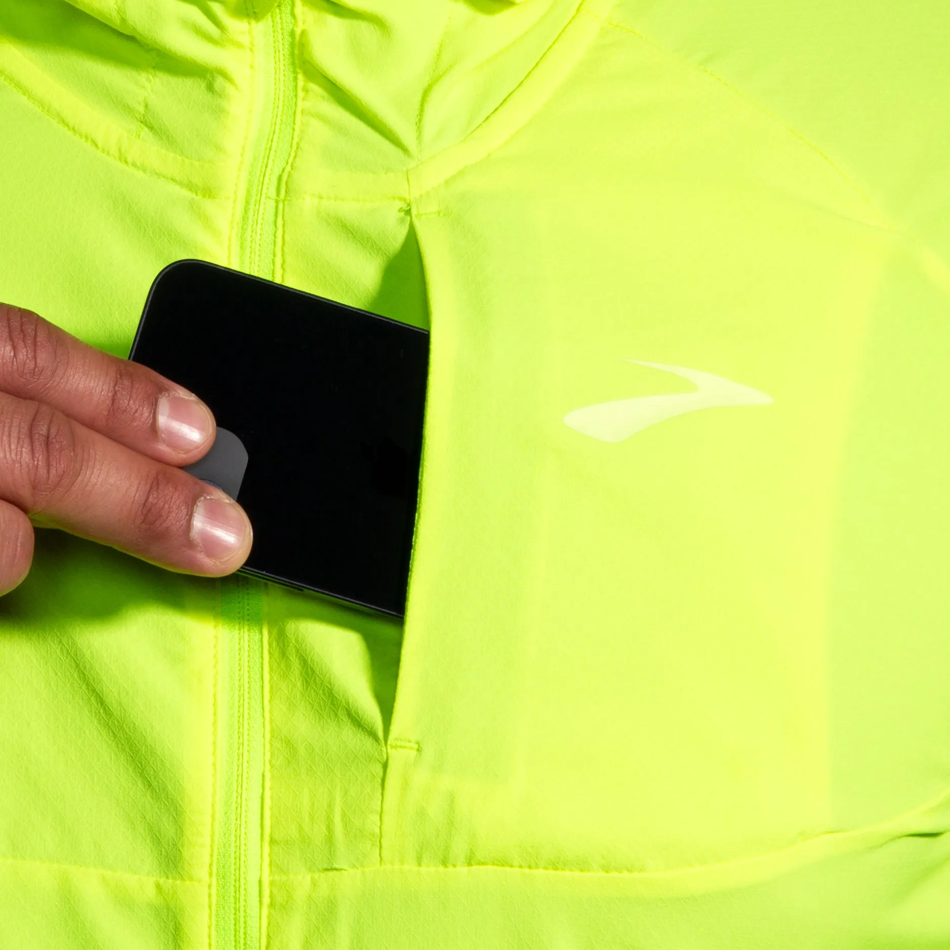 Brooks Men's Canopy Jacket