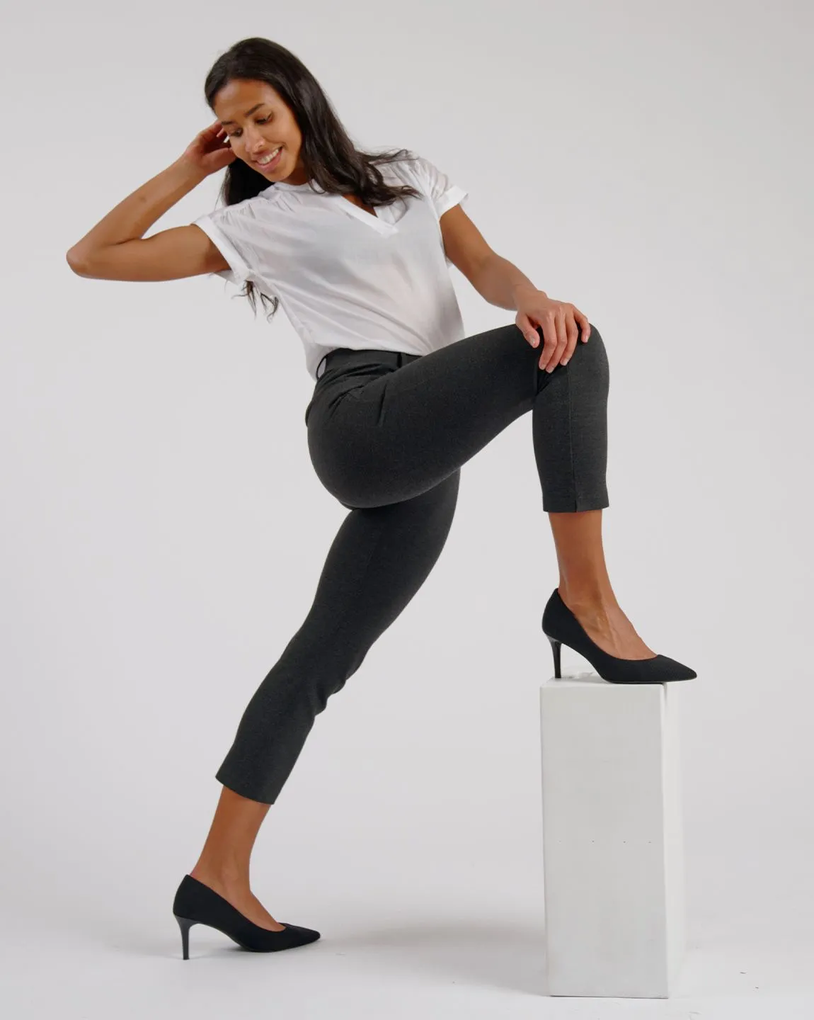 Crop | Classic Dress Pant Yoga Pants (Charcoal)