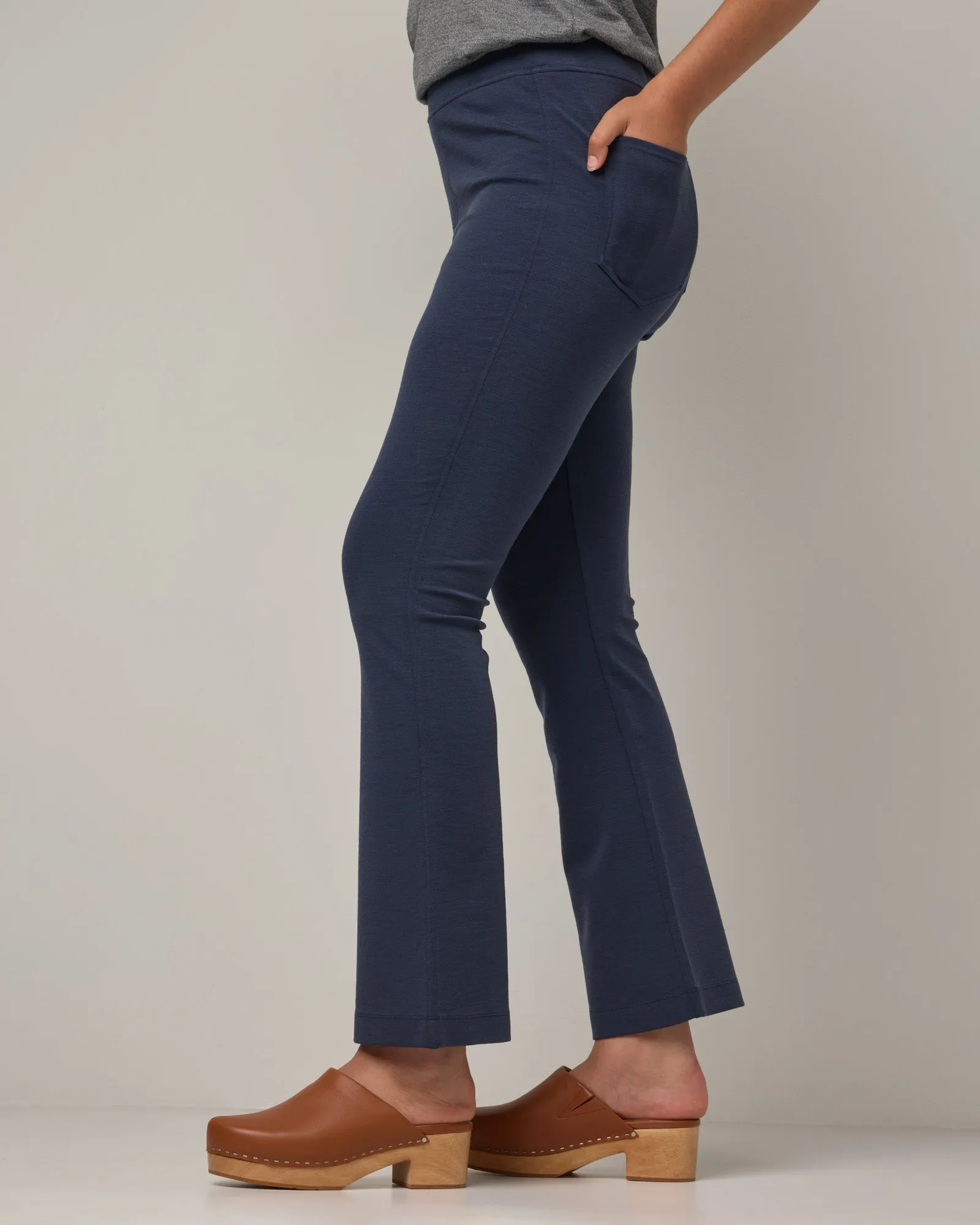 Foster Kick Flare Ponte Pant
