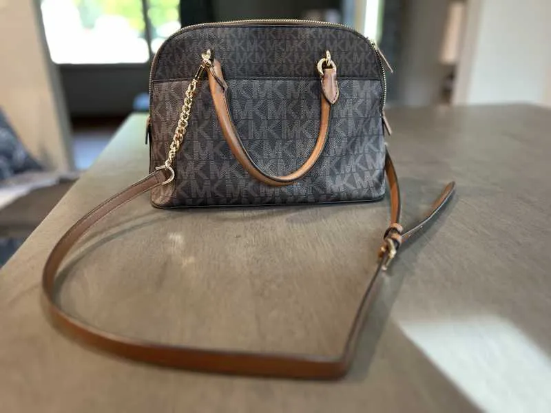 Jet Set Medium Logo Dome Satchel