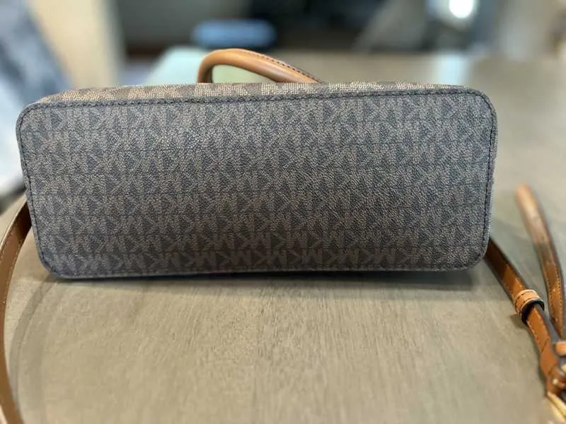 Jet Set Medium Logo Dome Satchel