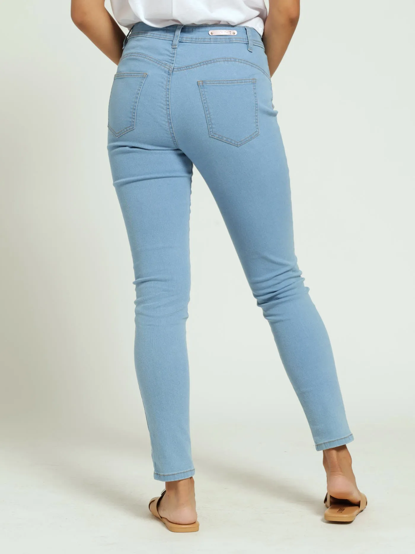 Regular Rise Push Up Denim Jean - Light Wash