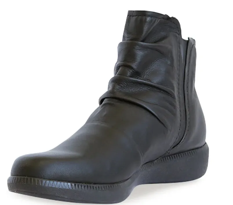 Scout Black Leather Ankle Boots