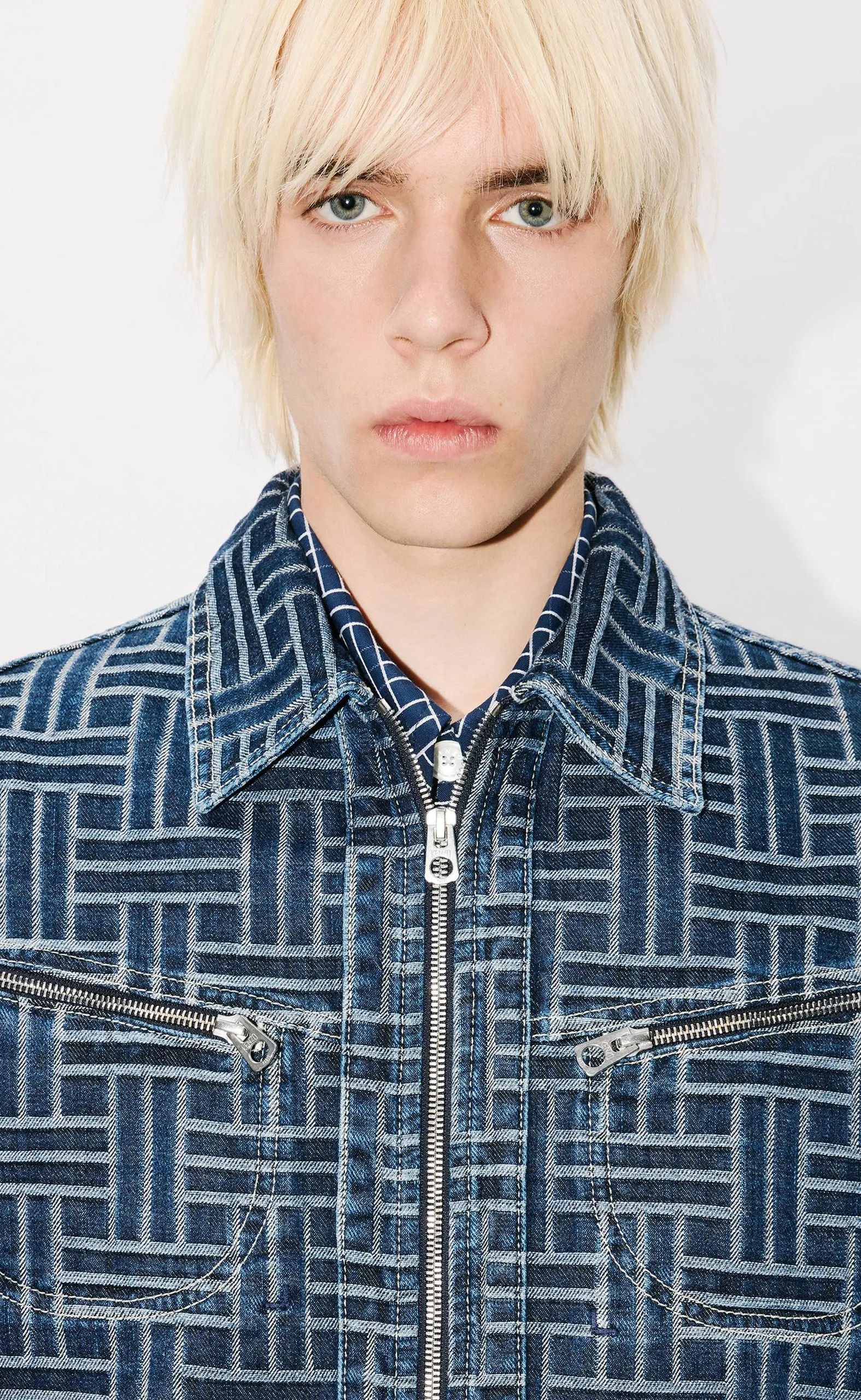 TRUCKER DENIM  WEAVE BLUE DENIM JACKET